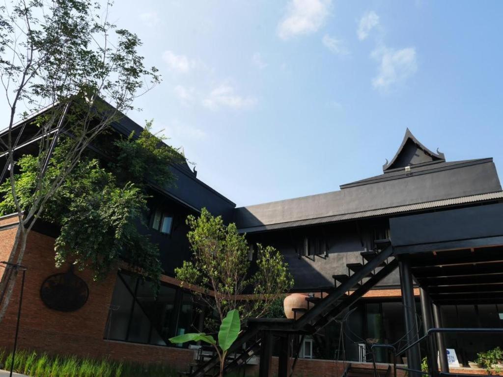 Silp-Pa Phra Nakhon Si Ayutthaya Hotel Exterior photo